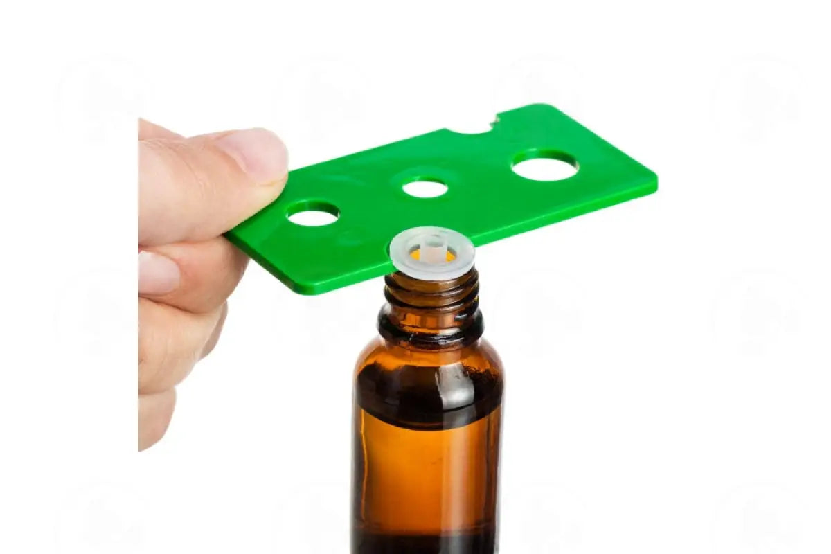 Large Plastic Oil Key For Orifice Reducers And Roll-On Fitments Lavender